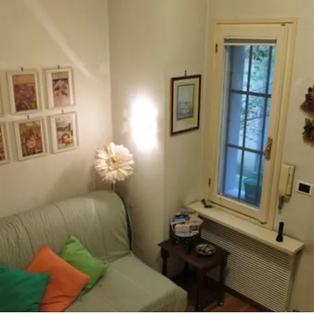 Casa Indipendente Con Cortile Privato In Centro Trieste